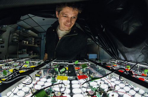 Kronauer during an experiment in which cameras track ant movements.